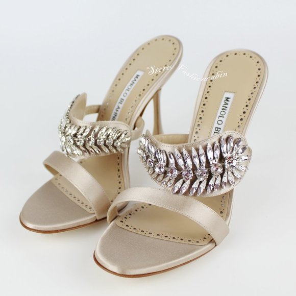 NEW MANOLO BLAHNIK Skysan Crystal Heeled Sandals - Picture 6 of 15